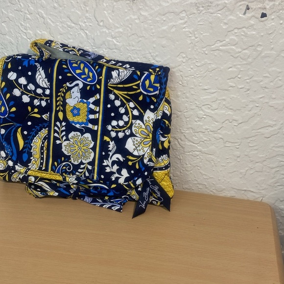 Traveling jewelry or makeup bag - Picture 8 of 8